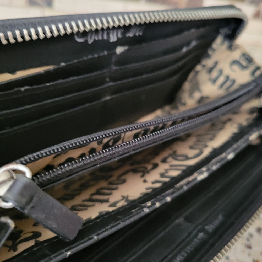 Juicy Couture Wallet - Picture 3 of 9